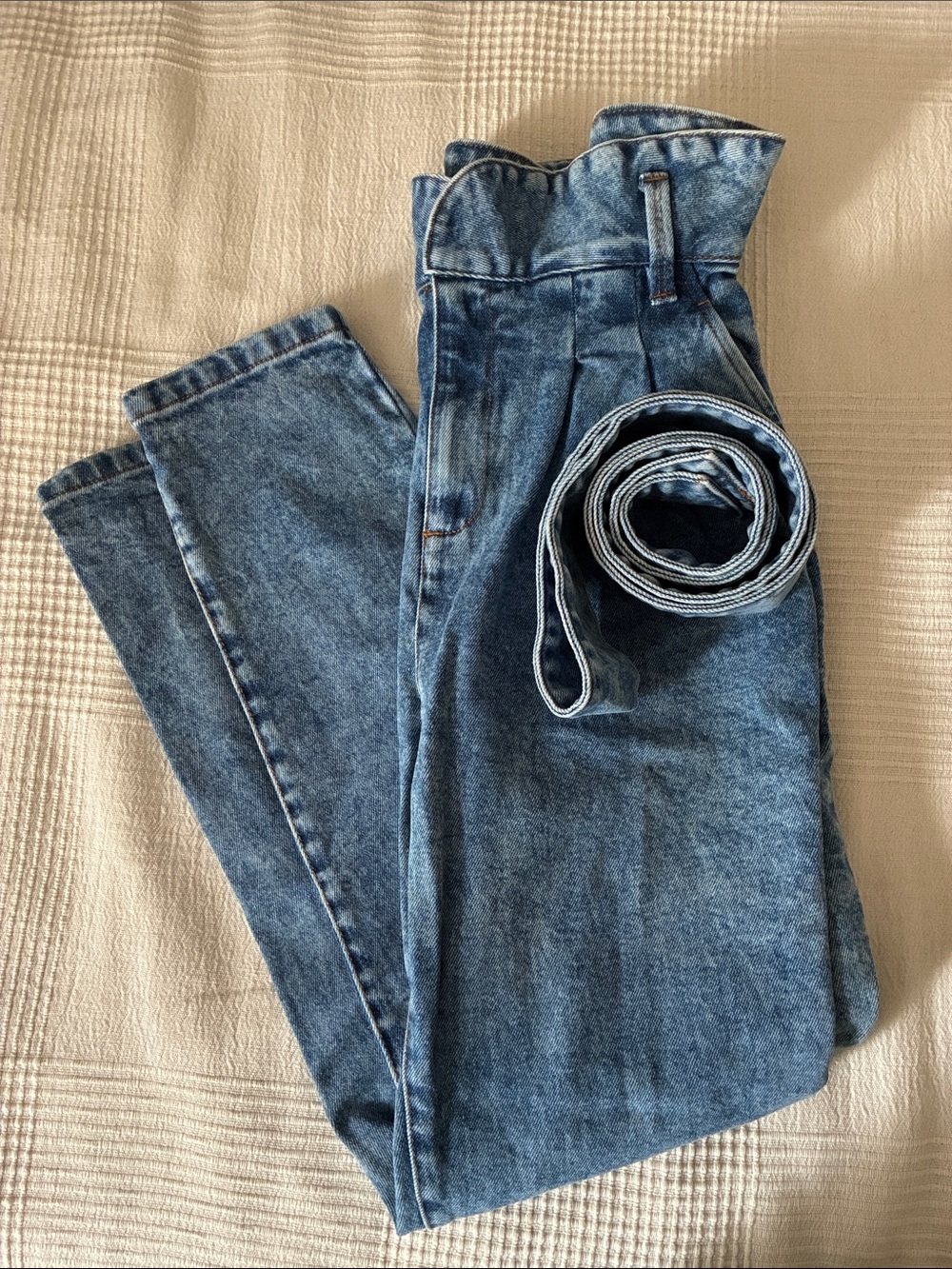 Sezane High-Rise Paperbag Jeans in Washed Blue